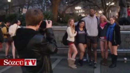 New York'ta pantolonsuz metroya binme günü