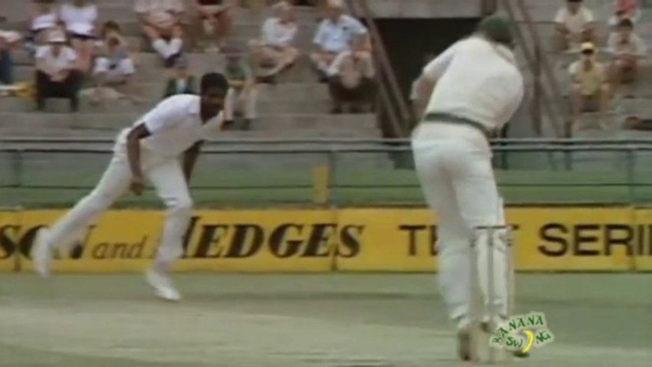 Jeff Lawson Gets Away With 2 Hit Wickets In 1 Innings