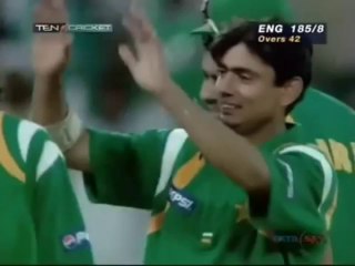 Saqlain Mushtaq - King Of Doosra- Brilliant Ball And Great Catch
