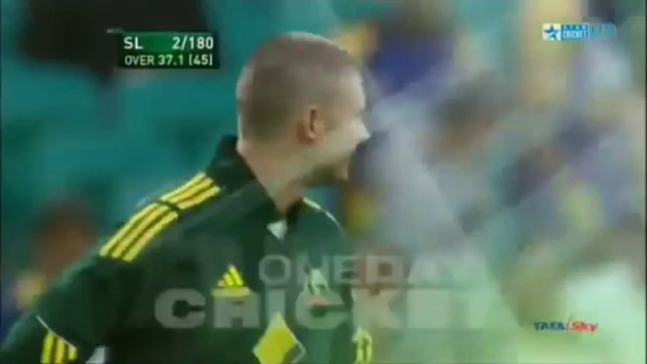 Shane Watson Vs Michael Clark