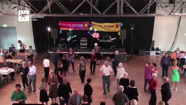 Téléthon 2013 : Soirée dansante à Mireuil (17)