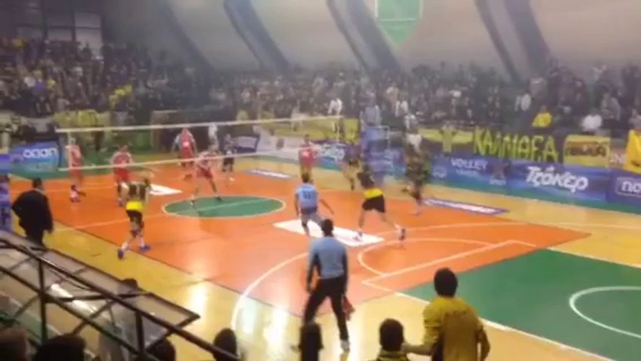 ΑΕΚ - Ολυμπιακός (φινάλε 3ου σετ)