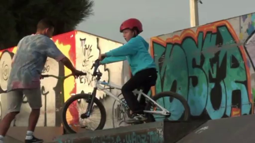 TV ENTERTAINMENT (2013)