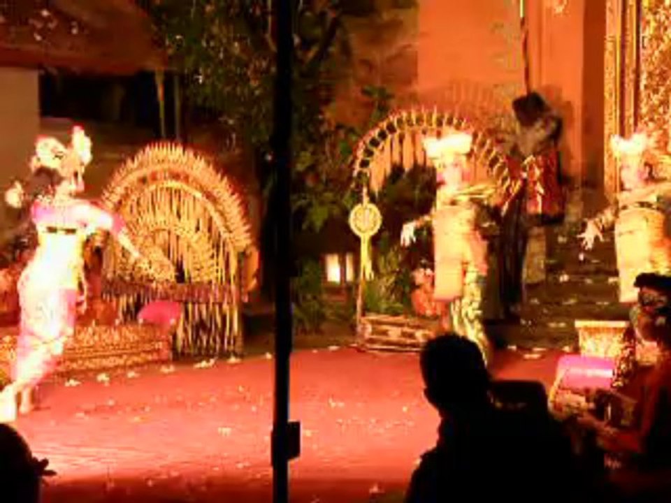 Danse et Gamelan - Ubud (BALI) - Décembre 2013
