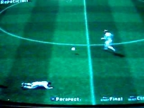 zidane - golazo de medio campo (pes 3)