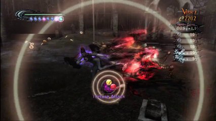 Bayonetta - Weapons And Combos Gameplay Trailer