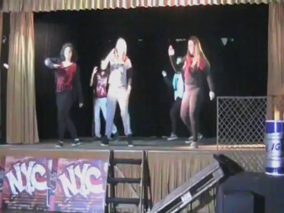 AG 2013 Danse Filles 3ème mfrpuysec