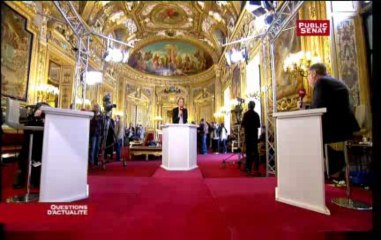 Hollande vante les réformes Schröder, Vidalies éteint le bad buzz