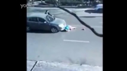 Pathetic insurance scam attempt in China!