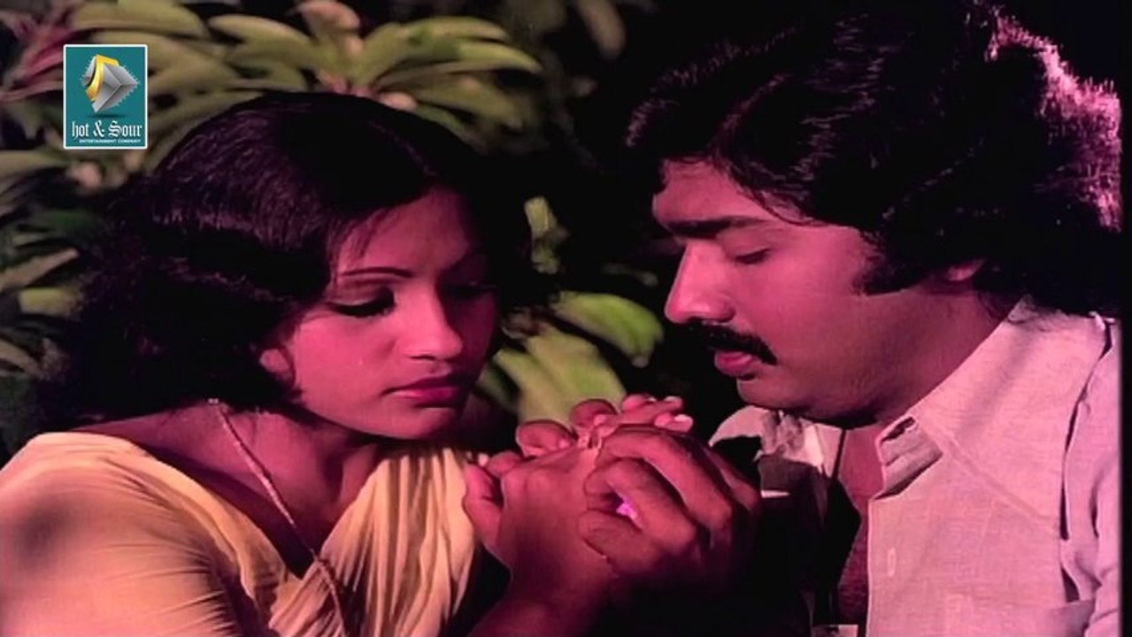 Malayalam dramatic movie Aarattu clip - Antony coming to see Lissy