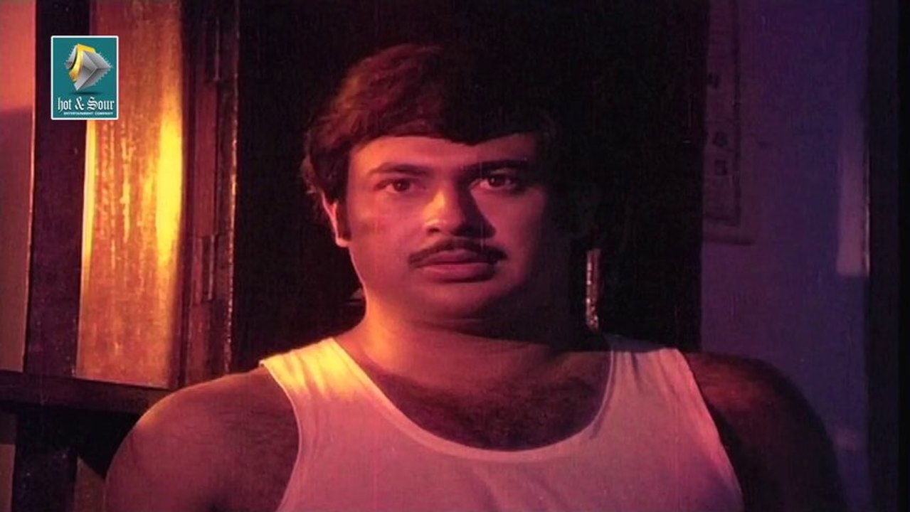 Malayalam Dramatic Movie Aaraattu - Chackochan comes with proposal