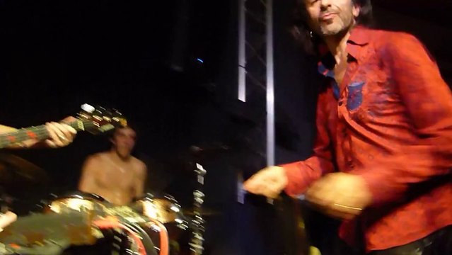 AGDE - 2013 - MEN IN PURPLE AU MELROSE CAFE AGDE