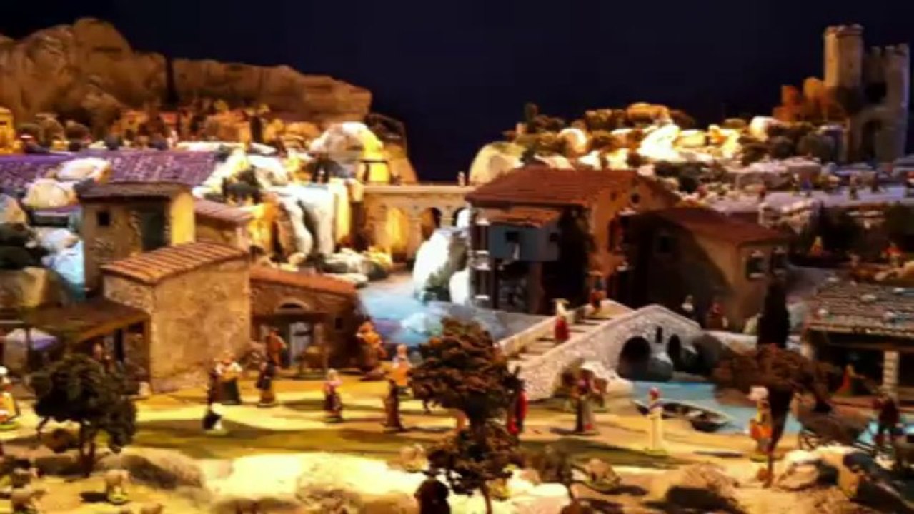 Avignon : marché de noël et sa crèche géante