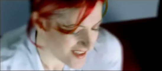 Gamsız Hayat (Candan Erçetin)