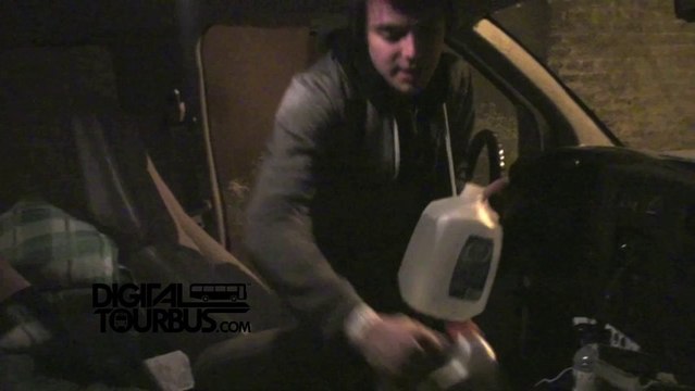 Chunk! No, Captain Chunk! - BUS INVADERS Ep. 360