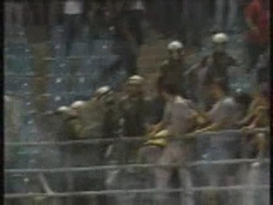 Incidents Atromitos - AEK Athènes