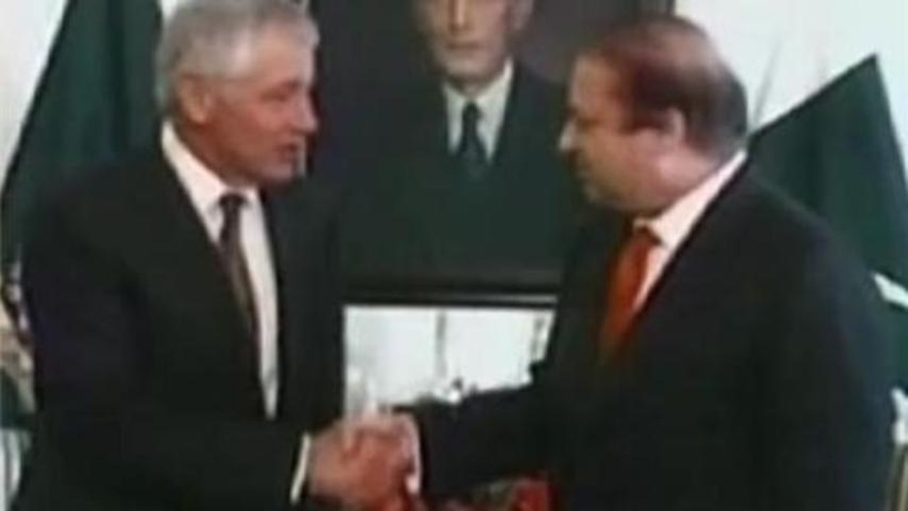 Hagel holds talks with Pakistan leaders