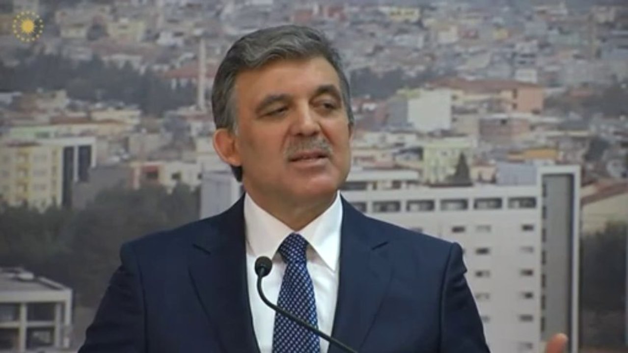 Cumhurbaşkanı Gül ve eşi Hayrünnisa Gül, Kilis’te Öğle Yemeğine Katıldılar