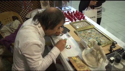 Dünyanın en küçük Kur'an-ı Kerim'ini yazdı