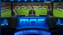 Gary Neville and Jamie Carragher discuss who will score more Suarez or Aguero