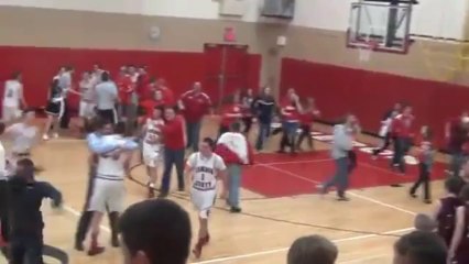 Basket : un tir au buzzer des 3/4 du terrain