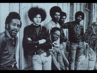 War - Low Rider (HQ audio )