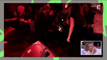 Les coulisses très insolites du séminaire de l'équipe de "C à vous"