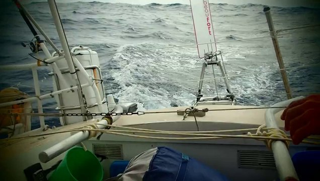 Le TY AR'MIEN Dans le Sud Ouest de l'Océan indien , en approche de l'Afrique du sud PB280487