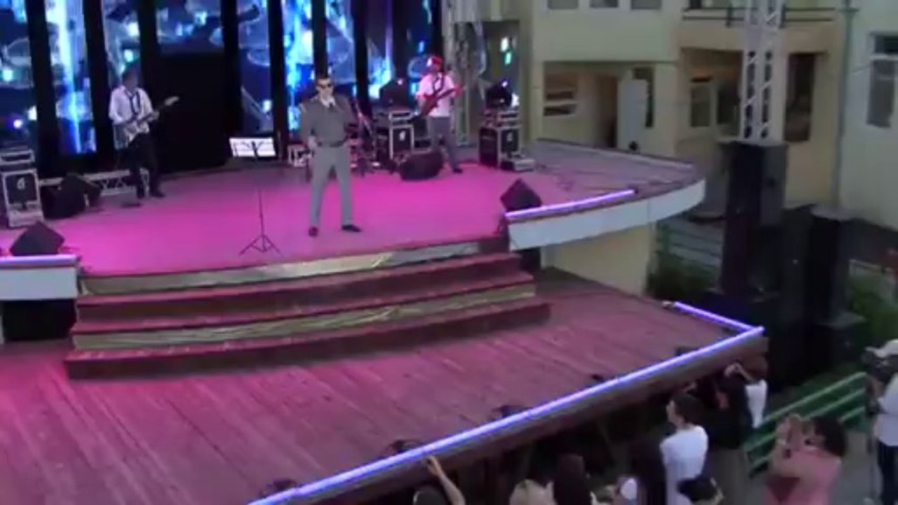 Ринат Каримов - С укоризной на меня не смотри