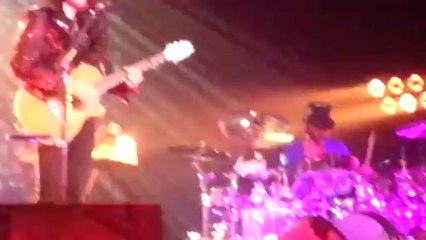 -M- - Onde Sensuelle (Extrait) [Live au Zénith de Paris]