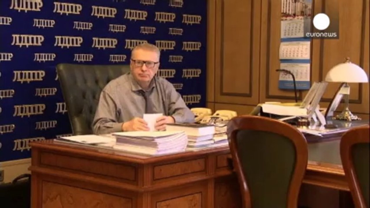 Les smartphones non russes pourraient être interdits pour les officiels en Russie