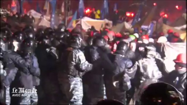 Guerre des tranchées entre police et manifestants à Kiev