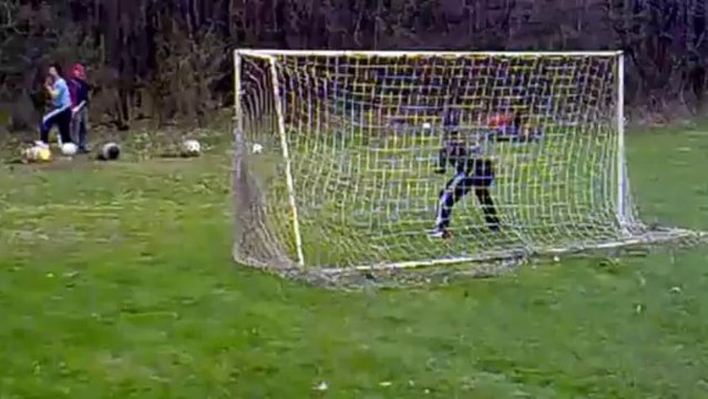 Böyle kaleci antrenmanı görülmedi!