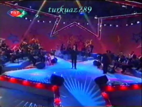 Alp ARSLAN-Akşamın Olduğu Yerde Bekle Diyorsun Gelmiyorsun