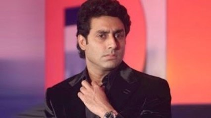 Abhishekh Bachchan Apologizes To Media For Coming Late @ Dhoom 3 Pressmeet !