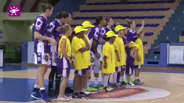 Téléthon 2013 : Lancement d'une rencontre de basketball à Tarbes (65)