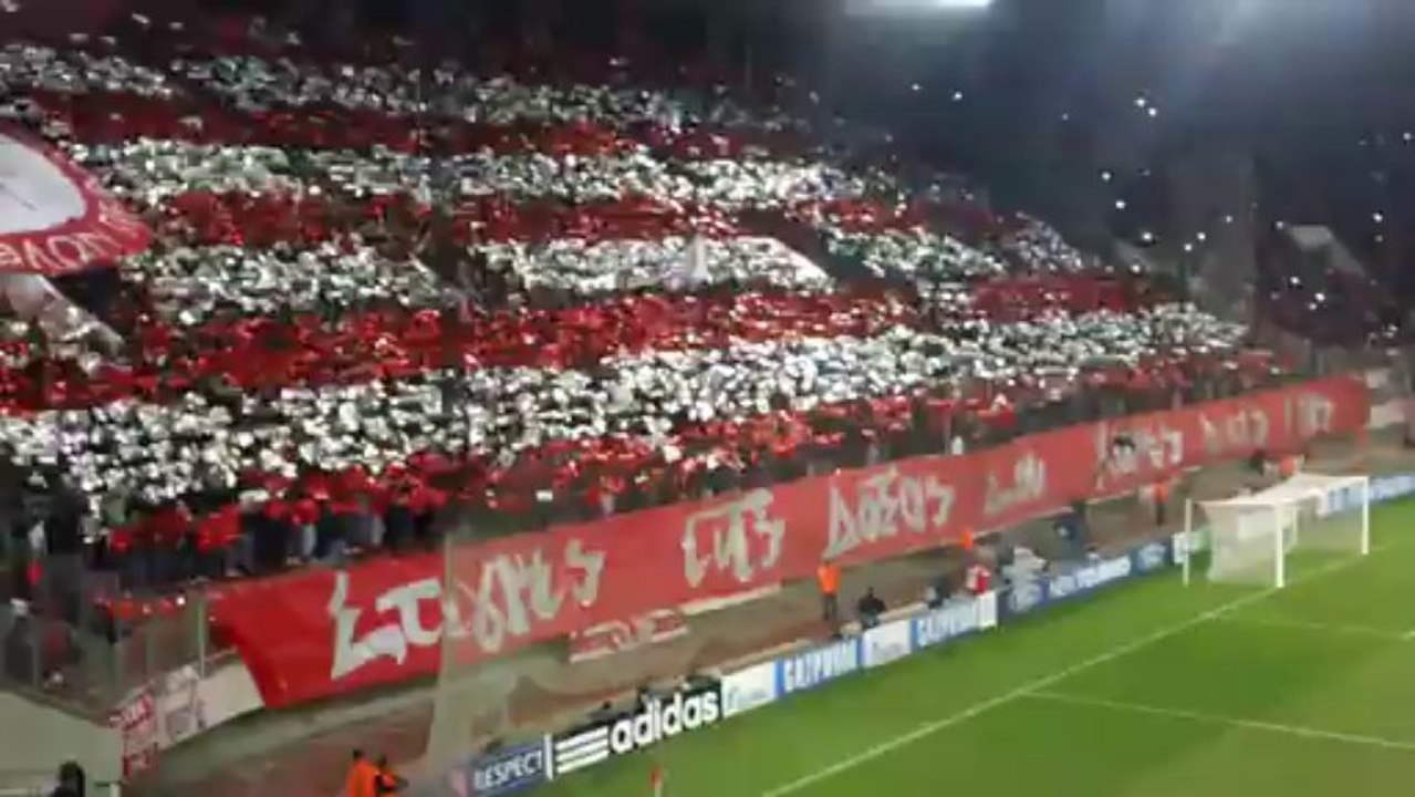 Το εντυπωσιακό κορεό των φιλάθλων του Ολυμπιακού στο ματς με την Άντερλεχτ