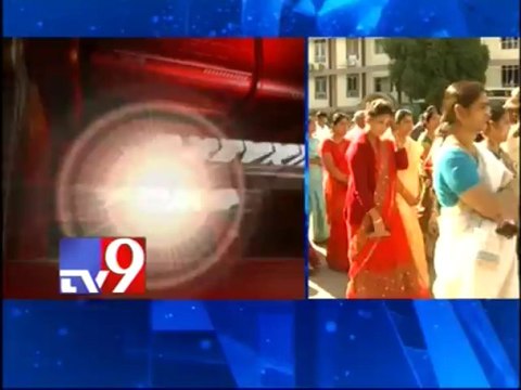 Seemandhra Secretariat employees dharna for Samaikhyandhra