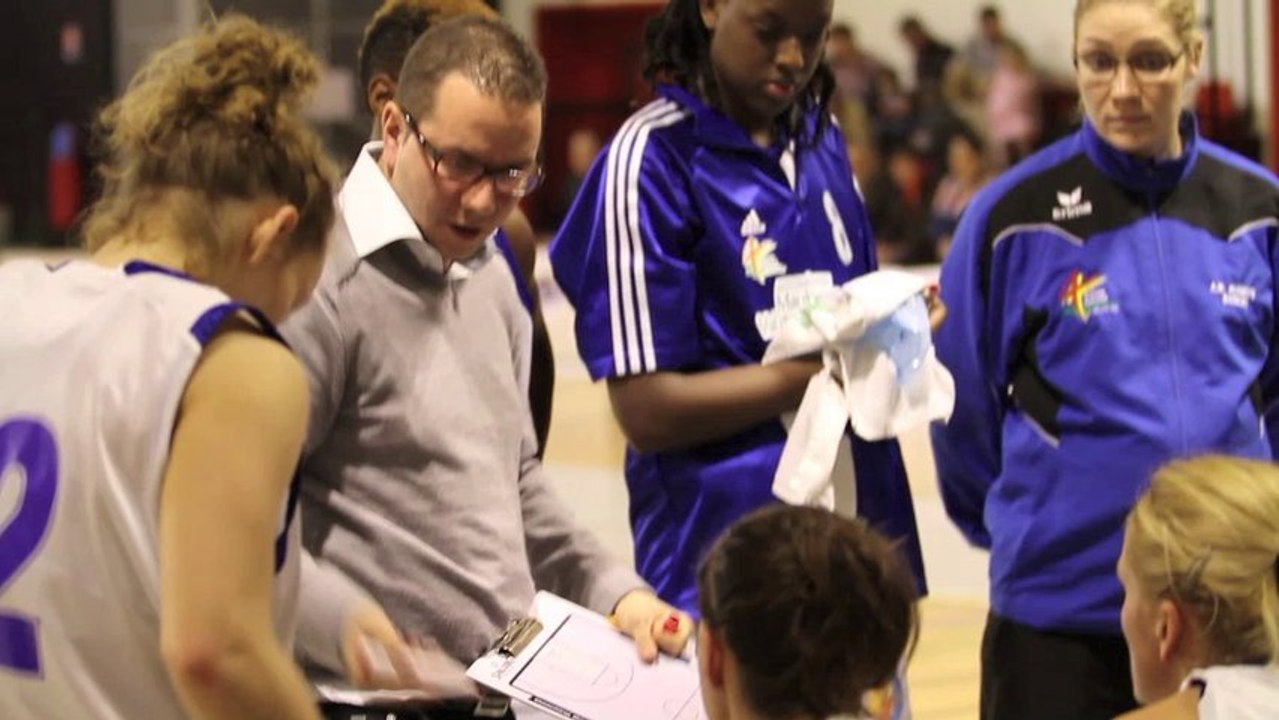 Basket N1 aulnoye-Versailles