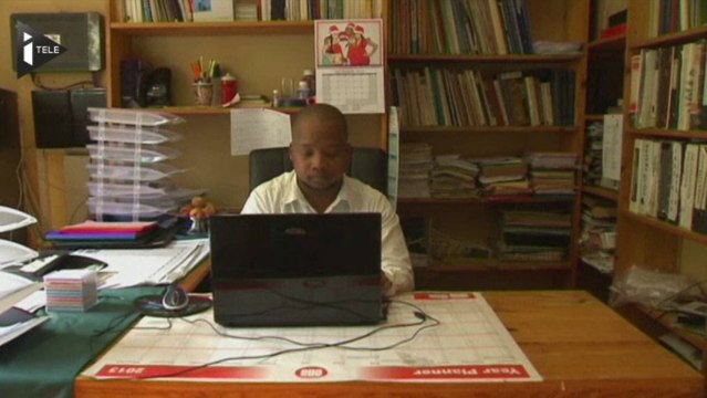 Hommage à Mandela : L?interprète en langue des signes serait un imposteur