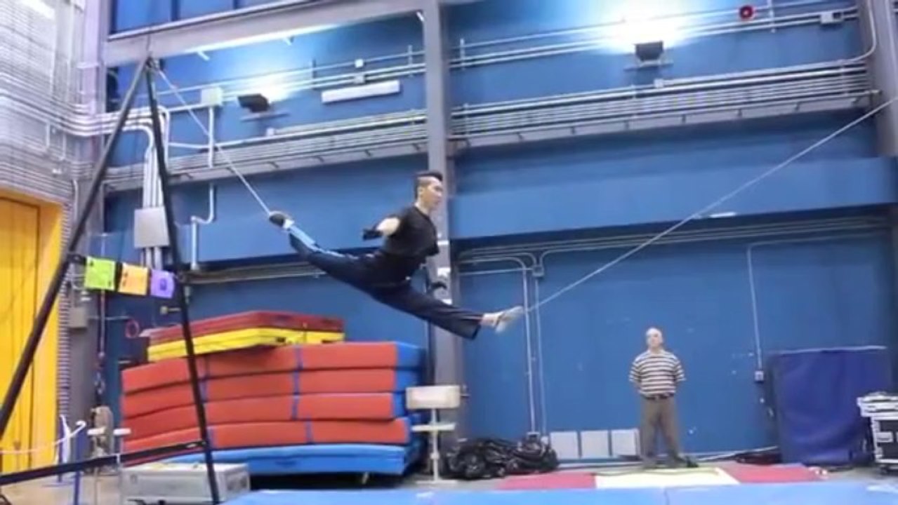 Li Slack Wire