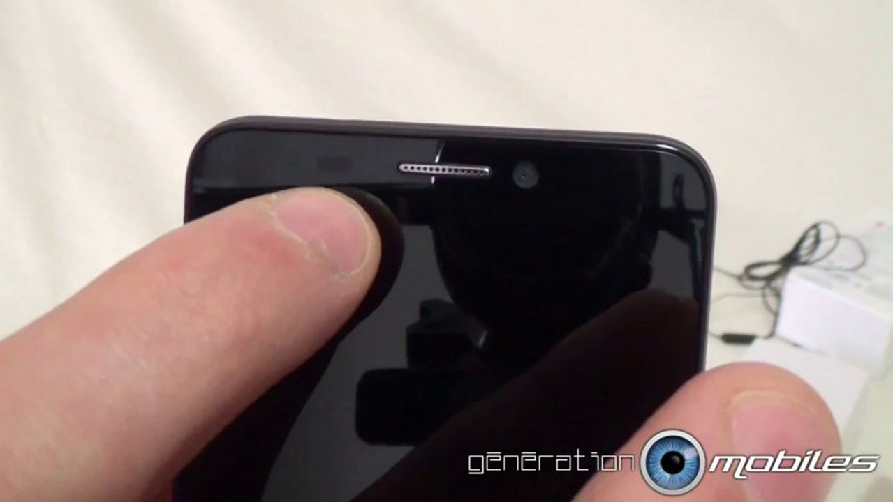 Test Alcatel One Touch Idol S : téléphone 4G (déballage "Unboxing" et design)