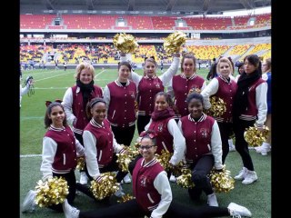 Les Cheerleaders Templiers au match France vs Team USA Eagles