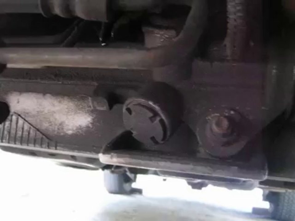 Crown Victoria Little Oil Spout