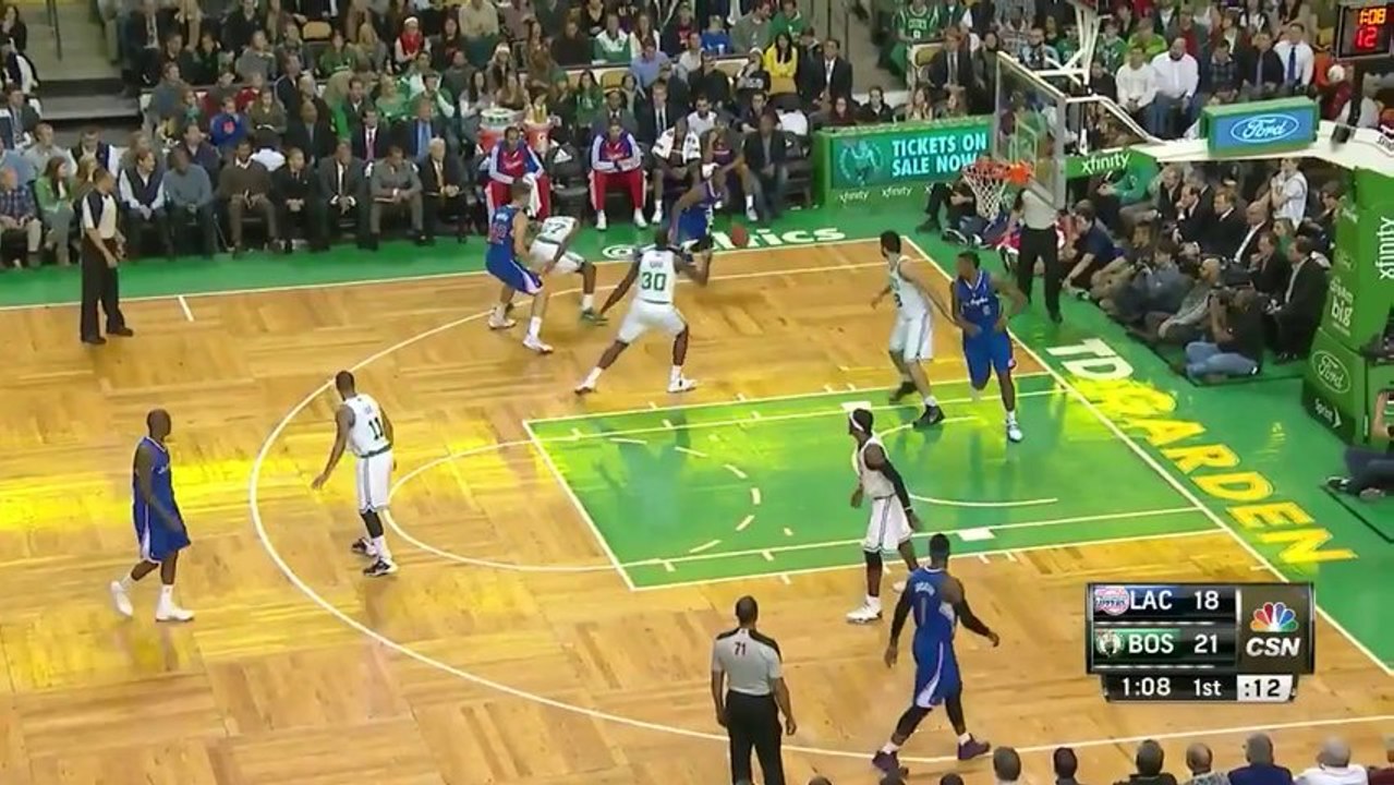 Blake Griffin punit le cercle du TD Garden !