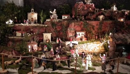 CRECHE DE LA CATHEDRALE STE ANNE A APT 2013