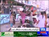 Karachi Beggars using Modern Technology