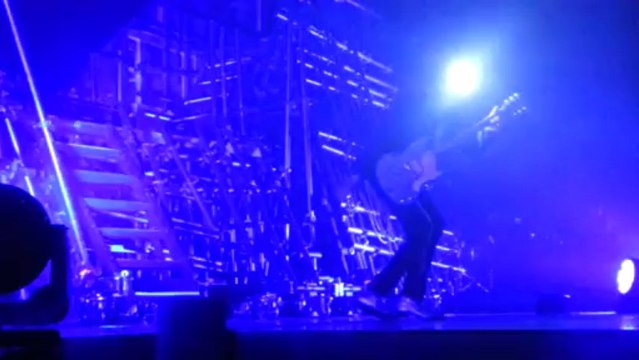 -M- - Le Complexe du Corn Flakes (Extrait) [Live au Zénith de Paris]