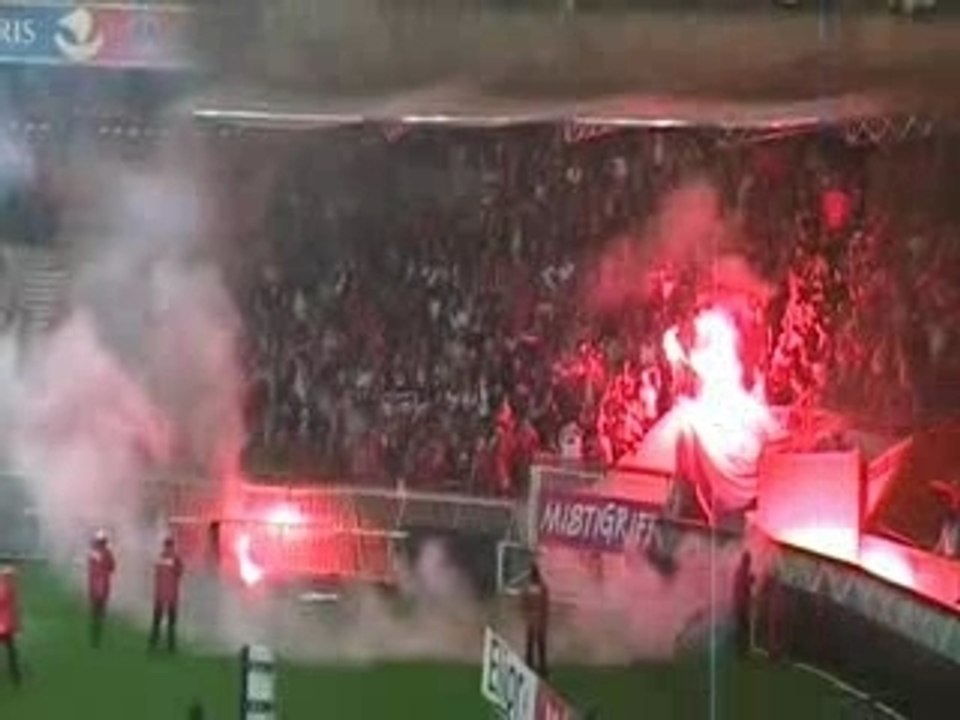 PSG Tel Aviv des tribunes version longue