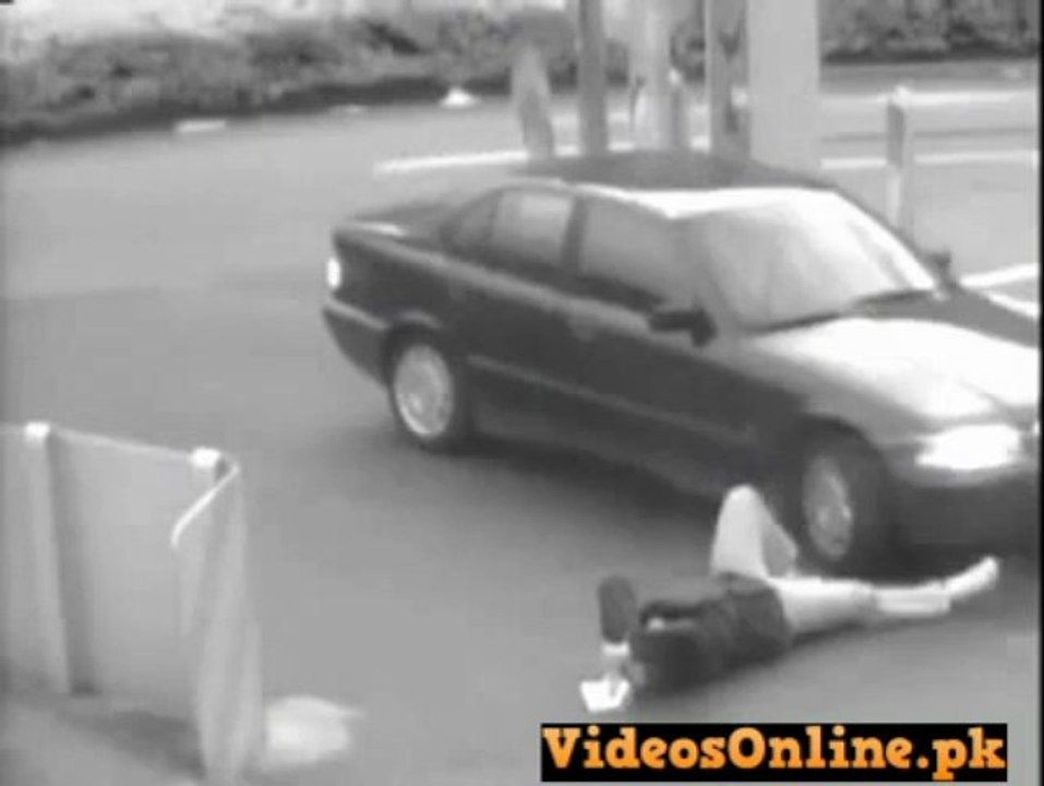 Man Has Worst Day - Video Dailymotion